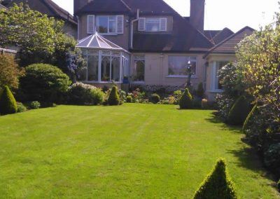 images_dcgardencare_02